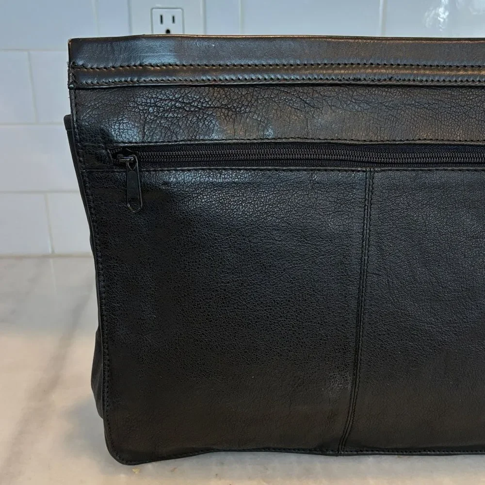 Kenneth Cole REACTION Leather Messenger Laptop Bag Briefcase Shoulder Crossbody